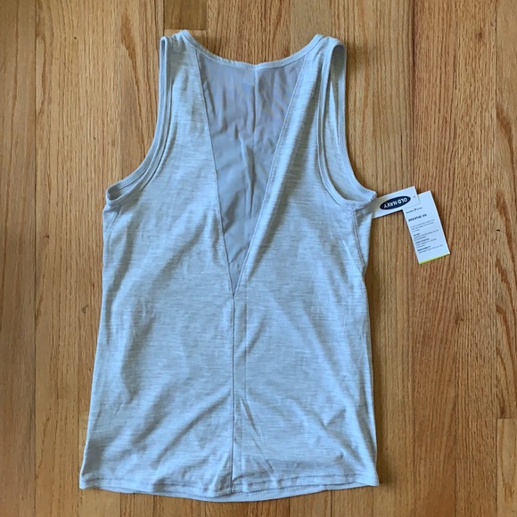 NWT Old Navy Maternity Tank - Picture 2 of 4